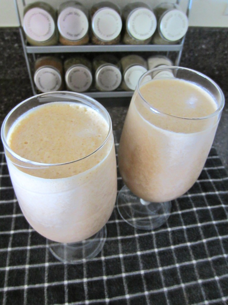 Peanut Butter Banana Sammich Smoothie duo