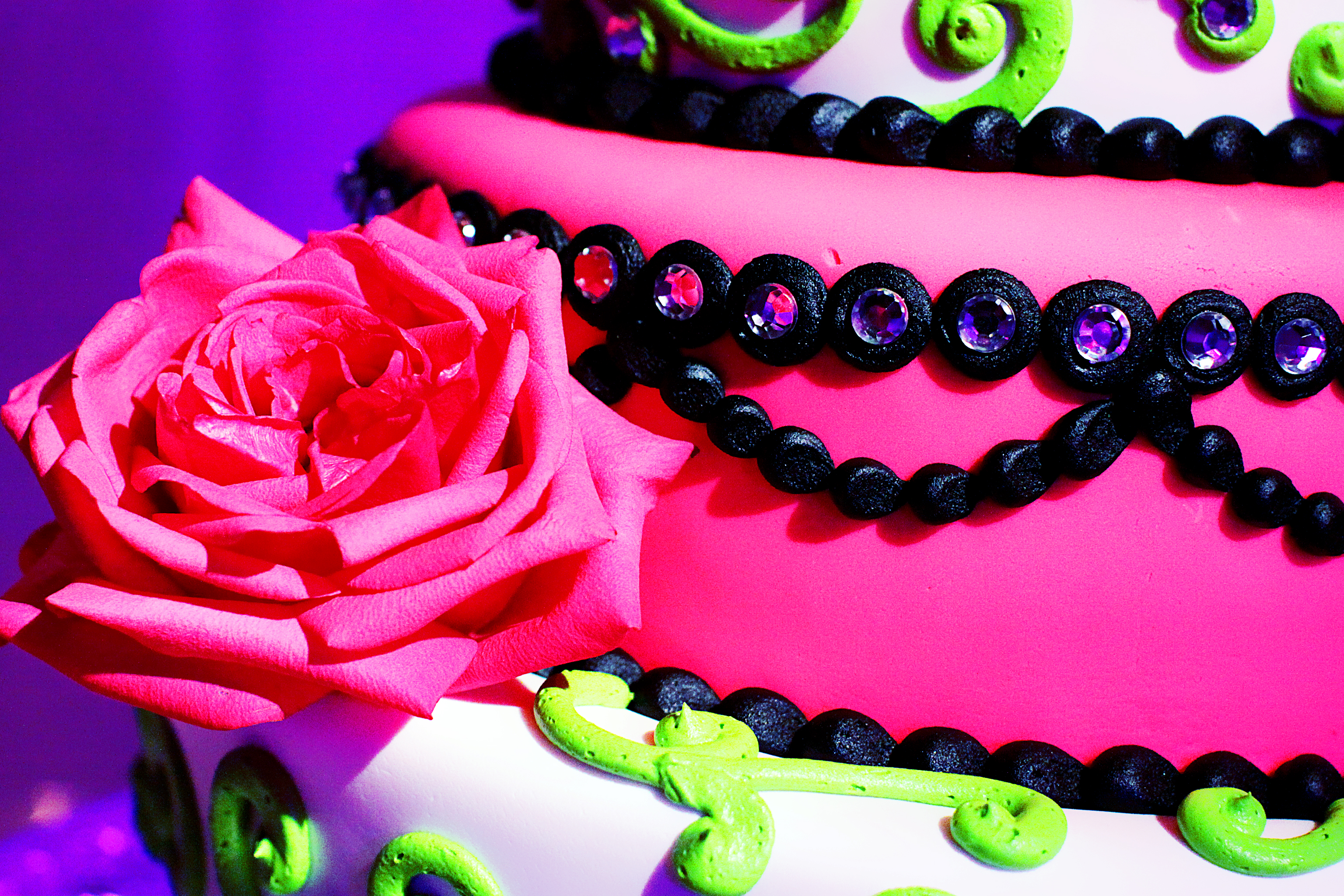 Pink and green modern wedding cake