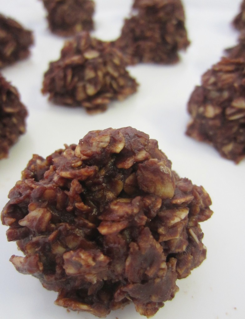 No Bake Chocolate Oat Clusters