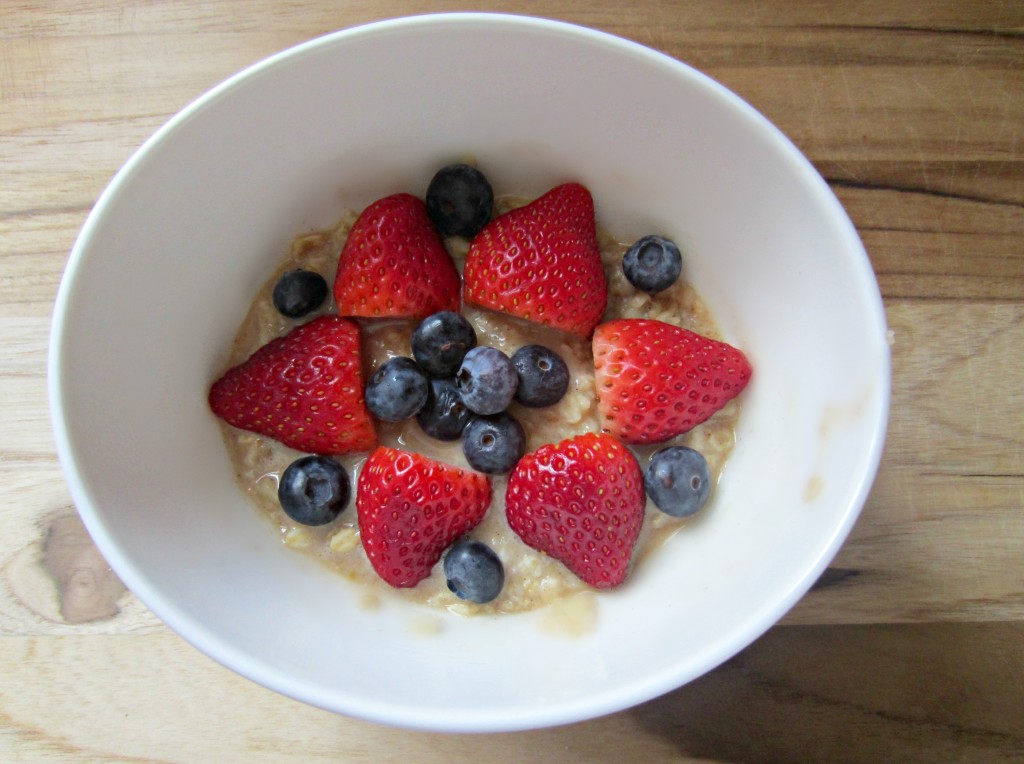 healthy oatmeal and berries