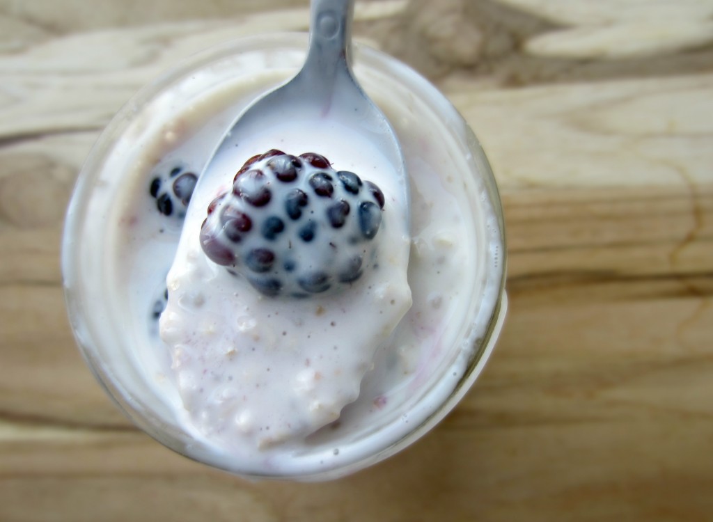 overnight super oats with blackberries