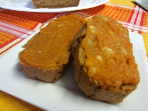 Healthy Banana Bread with Pumpkin Banana topping