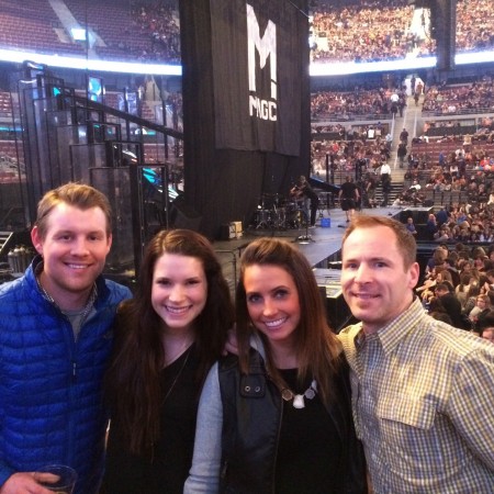 Maroon 5 concert with alex and alex