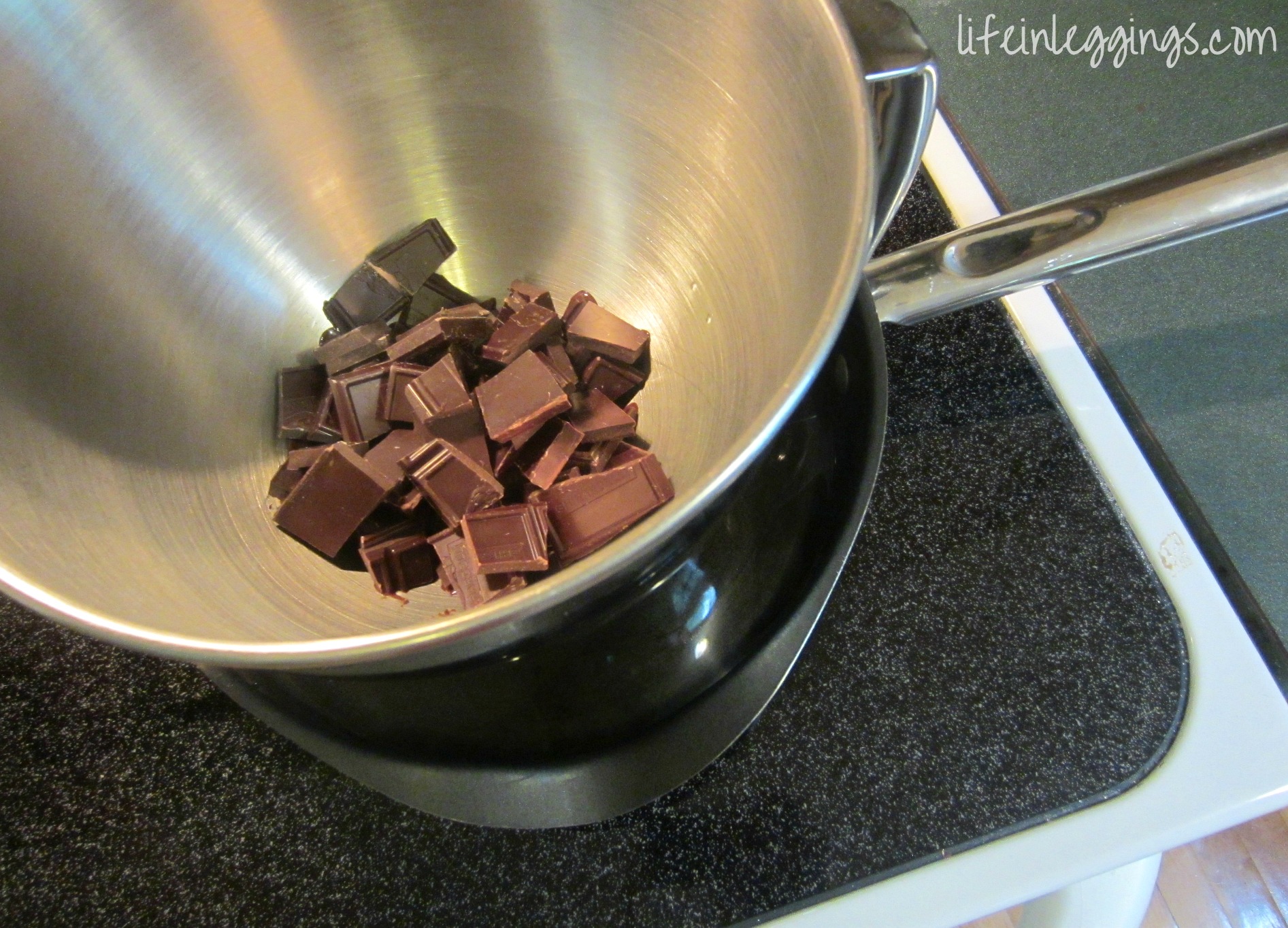 how to melt chocolate on the stovetop
