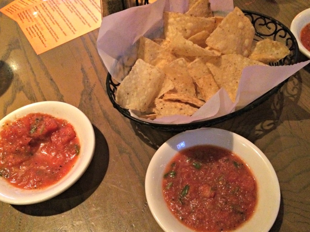 chips and salsa at rojo