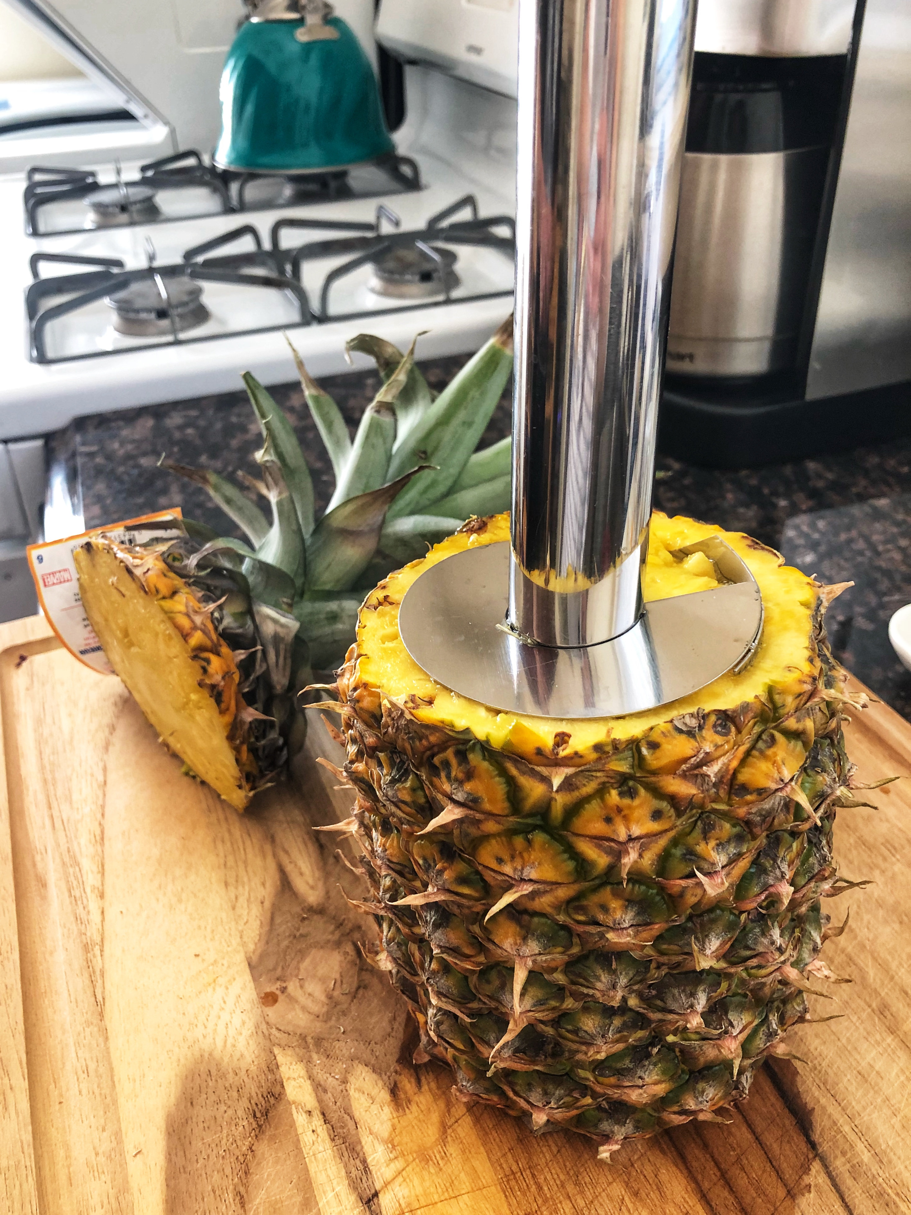 Pineapple corer