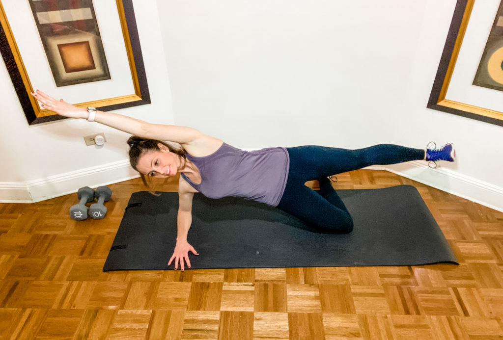prenatal workout modified side plank