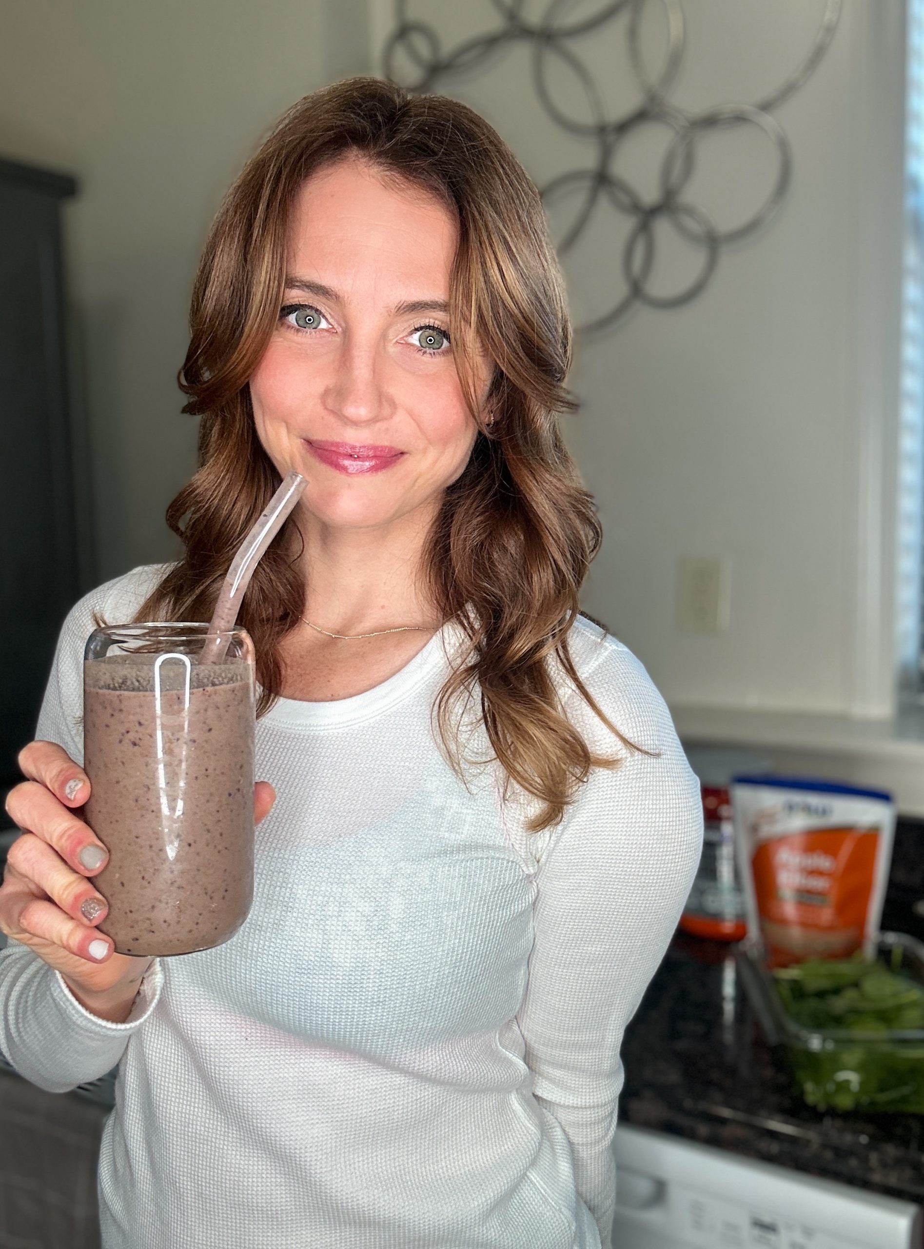 Heather smoothie - protein and fiber wellness tip