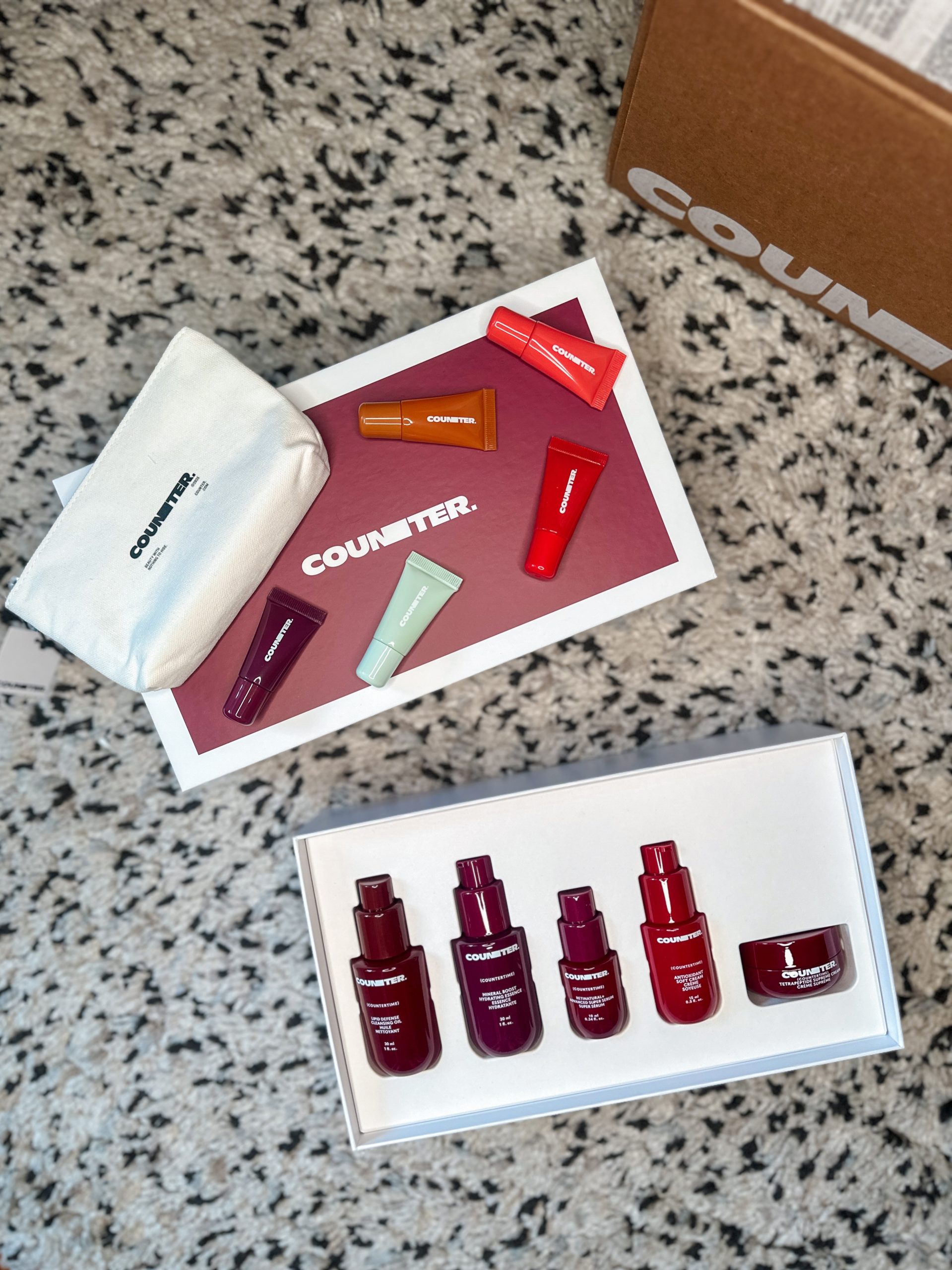 Counter Holiday Sets 2025