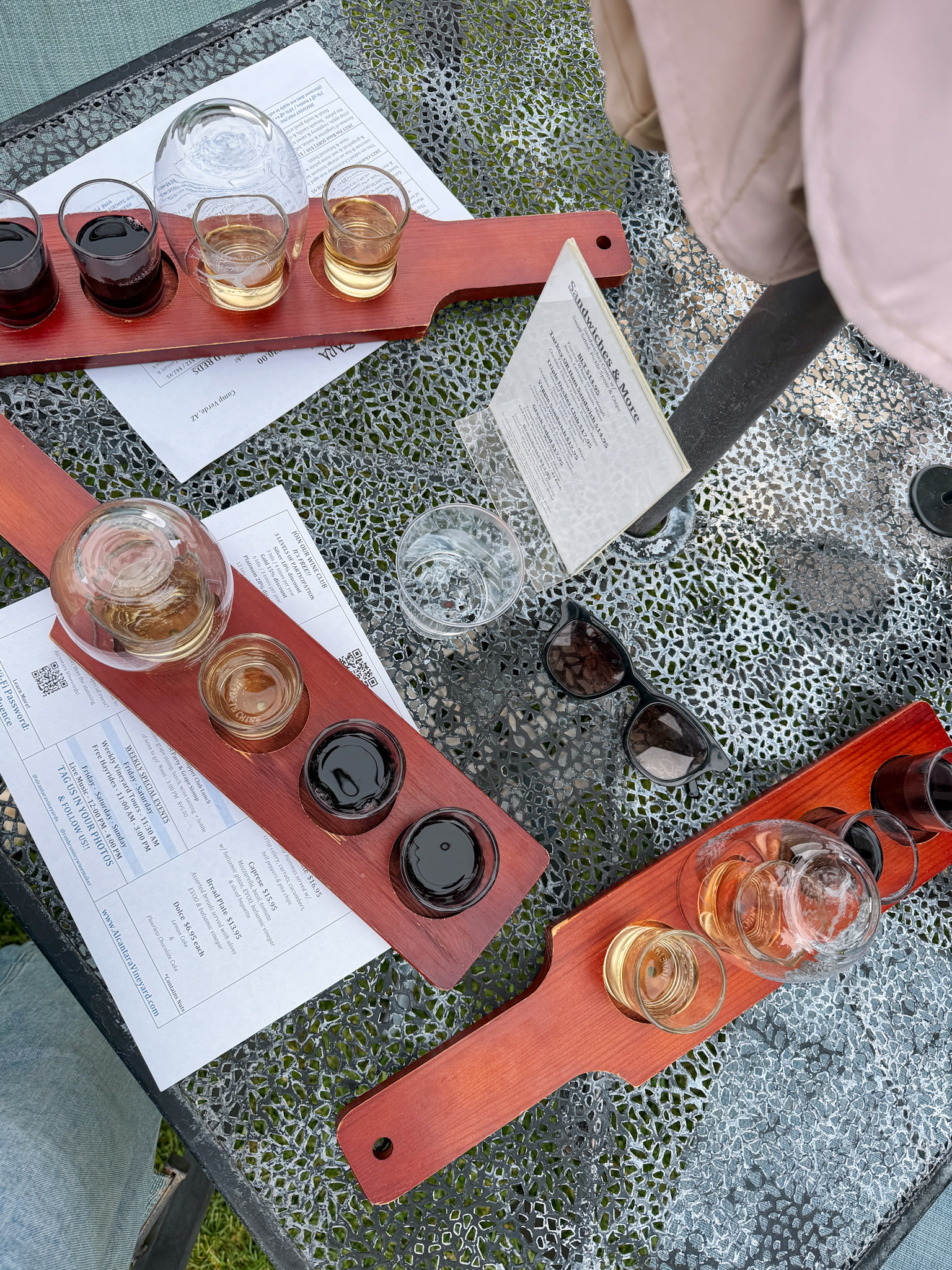Sedona vineyards - wine flight