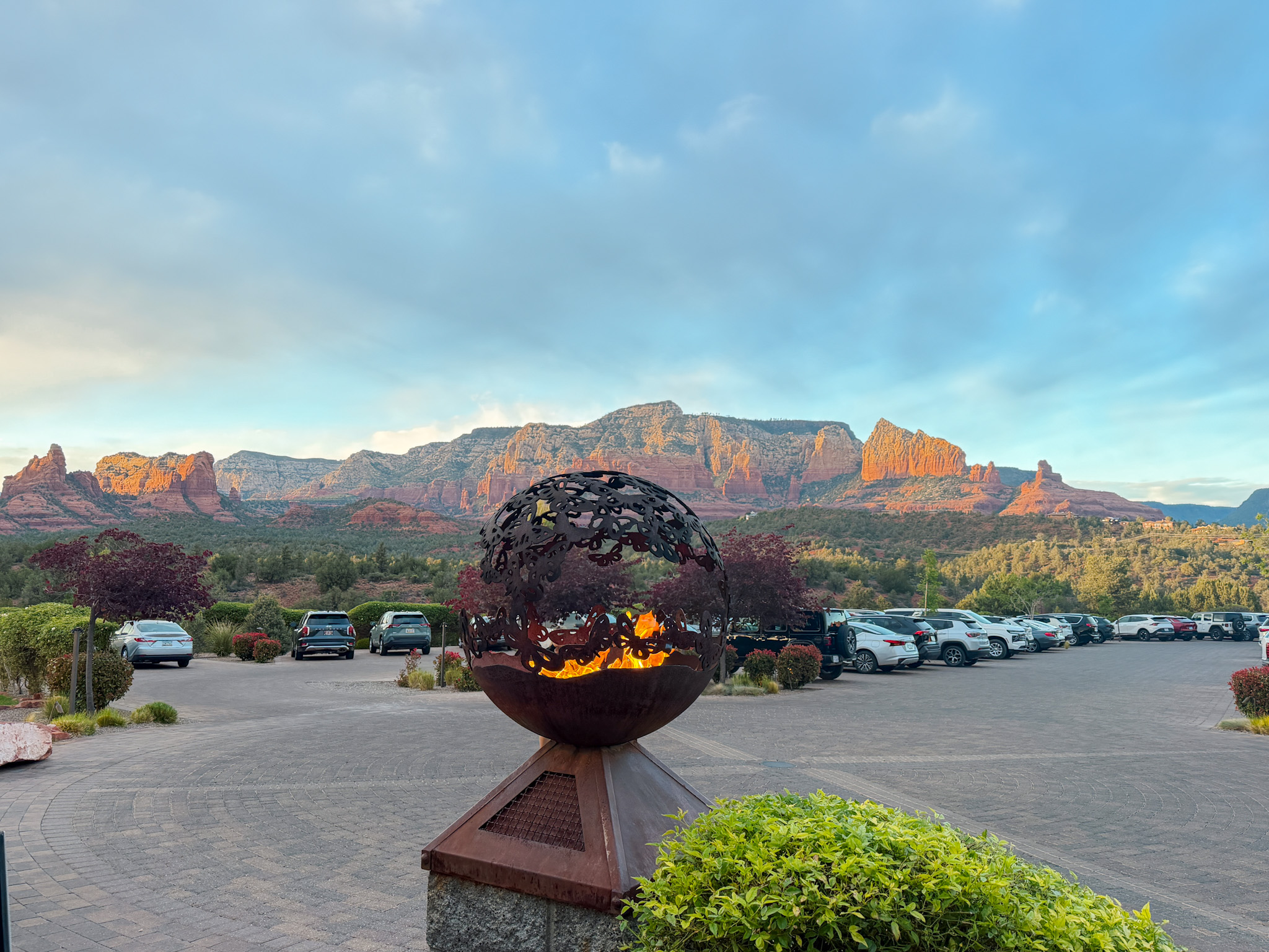 mariposa sedona views